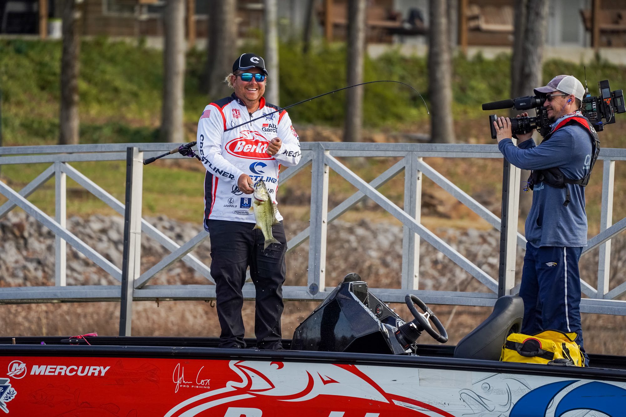 John Cox Extends Lead at Tackle Warehouse Pro Circuit on Lewis Smith Lake