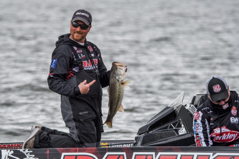 Thrift Leads on Day One of REDCREST 2021 Presented by Old Wisconsin Sausage on Lake Eufaula