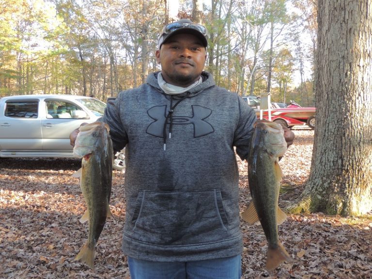 R. V. Mann Jr. wins ABA on Lake Gaston