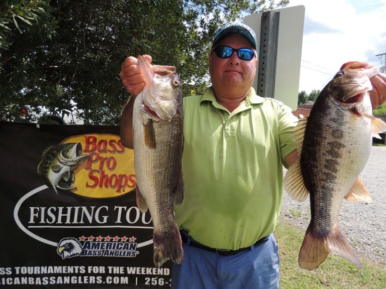 Mike Roberson wins the ABA NC Central Division 17 Tournament on Roanoke River