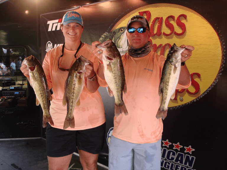 Vince & Amanda Smith Win Bass Pro Shops Couples Series National Championship
