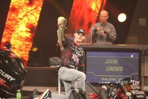 John Crews had a great day one showing – 2014 Bassmaster Classic
