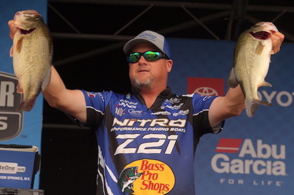 Jamie Hartman “The Come from behind Win” on Cayuga Lake on this episode of Bass Cast Radio
