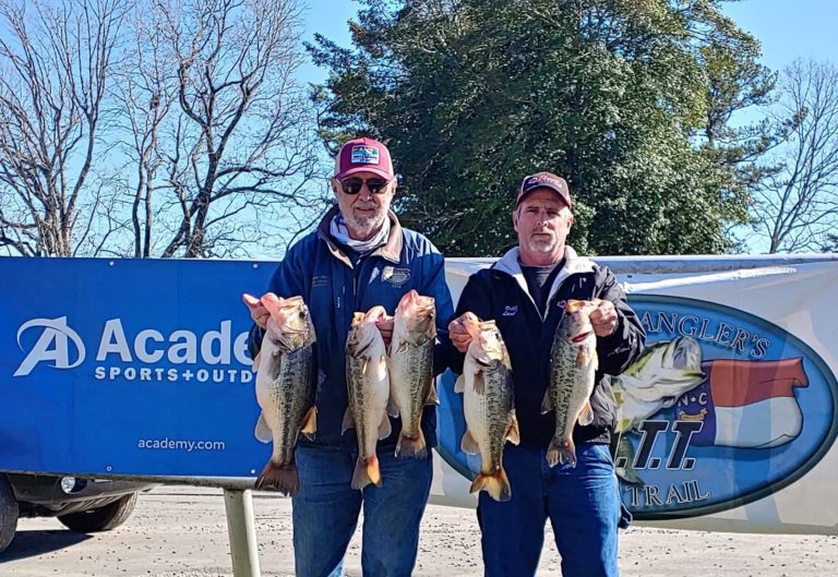 Robert Mixon & Robert Lambert Win CATT adkin High Rock Lake, NC March 20, 2022