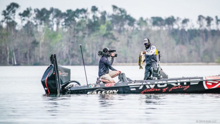 SOUTH CAROLINA’S LATIMER MOVES INTO LEAD AT FLW TOUR AT LAKE SEMINOLE PRESENTED BY COSTA