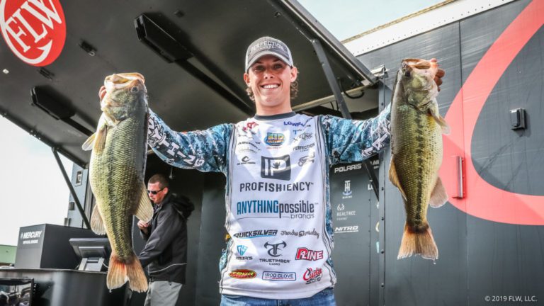 ALABAMA ROOKIE BOUTRIES GRABS LEAD AT FLW TOUR AT GRAND LAKE PRESENTED BY MERCURY MARINE