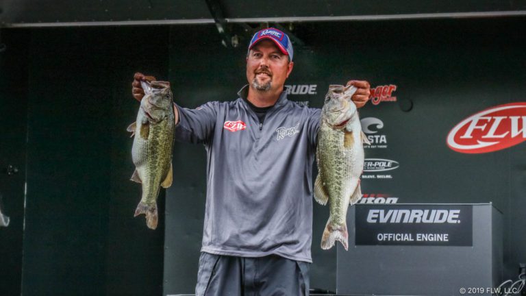 MICHIGAN’S NELSON MOVES INTO LEAD AT FLW TOUR AT LAKE CHICKAMAUGA PRESENTED BY EVINRUDE