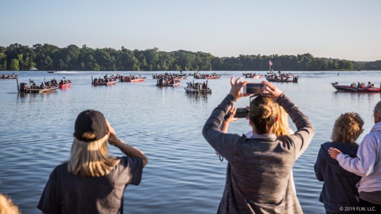 FLW CLOSES OUT SEASON AT LAKE HARTWELL WITH WEEKEND OF FLW YOUTH BASS-FISHING TOURNAMENTS