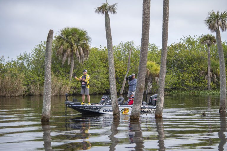 Major League Fishing Wraps Production of Wiley X Summit Cup Presented by B&W Trailer Hitches in Palm Bay