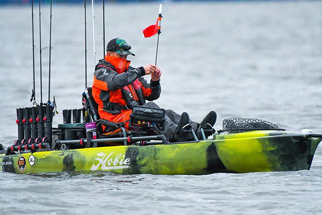 CHILLY TEMPERATURES TO TEST KAYAK FISHING ELITE AT HOBIE® B.O.S. SERIES ANCHORED BY POWER-POLE® WATTS BAR LAKE EVENT