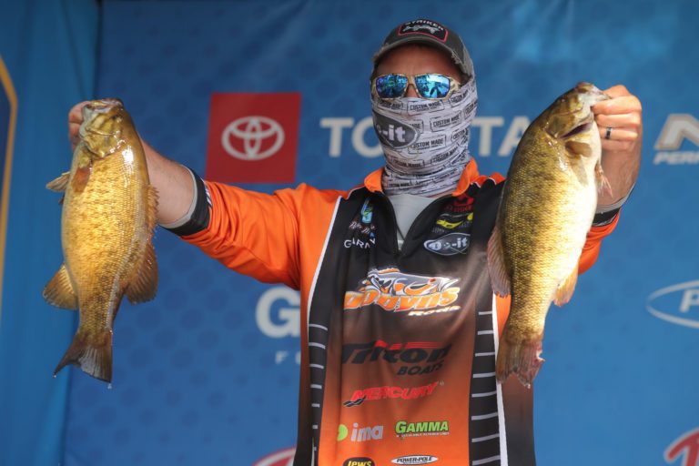 Despite Slow Start, Mueller Maintains Lead At Bassmaster Elite On St. Lawrence River  