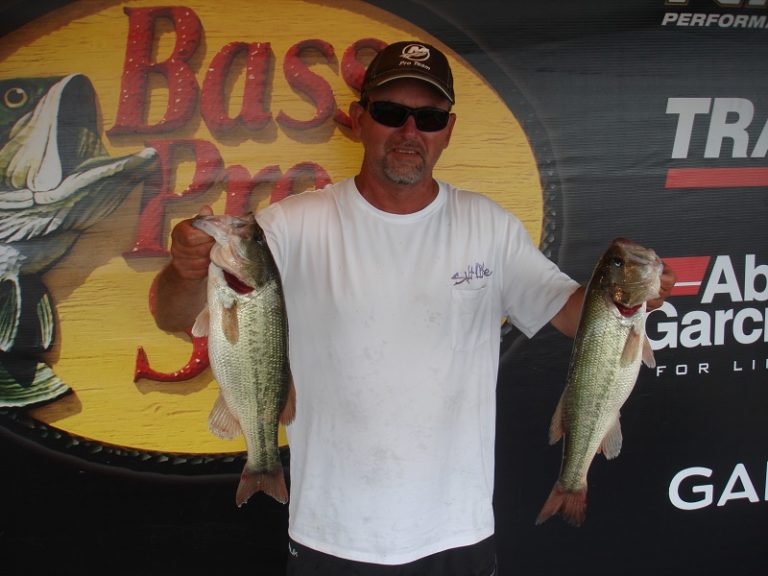 Jonathan Pelfrey Takes the ABA Win on Douglas Lake June 8,2019