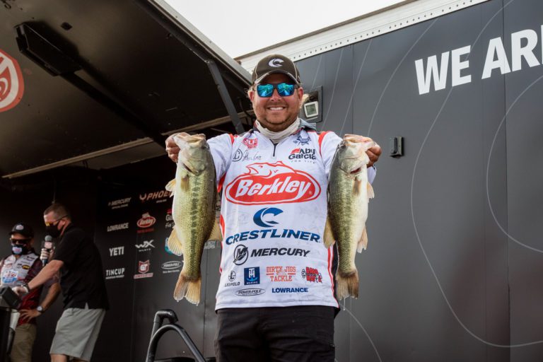 John Cox Surges Ahead at Tackle Warehouse Pro Circuit on Lewis Smith Lake