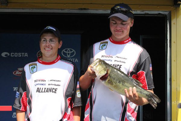 New York, Georgia Teams Advance In High School Championship Second Chance Event