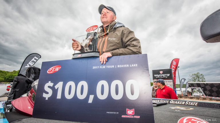 ALABAMA’S MCCOMBS WINS FLW TOUR AT BEAVER LAKE PRESENTED BY GENERAL TIRE
