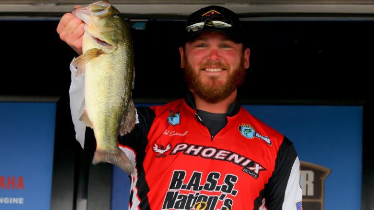 Caleb Sumrall Takes Lead In Bassmaster Opens Championship At Table Rock