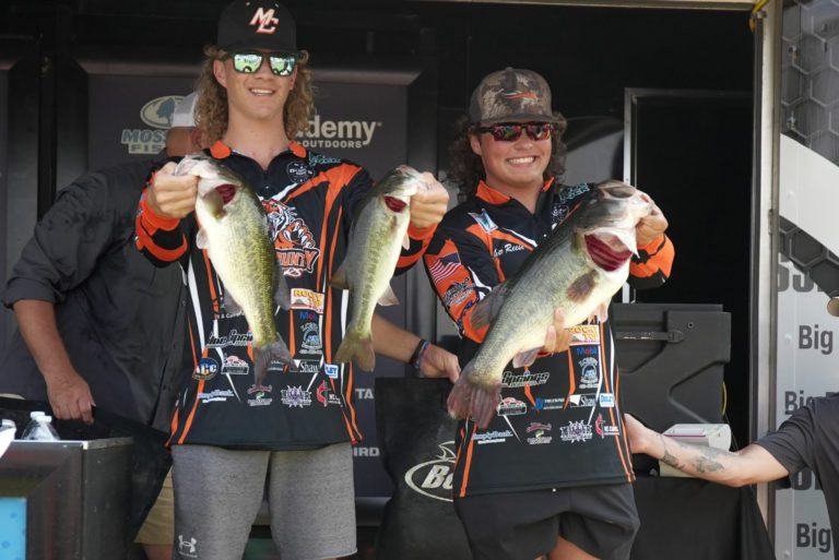 Tennessee Natives Claim Day 1 Lead At Bassmaster High School Championship