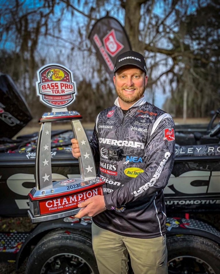 Lowrance Pro Angler Bradley Roy Wins  Major League Fishing Stage One Championship