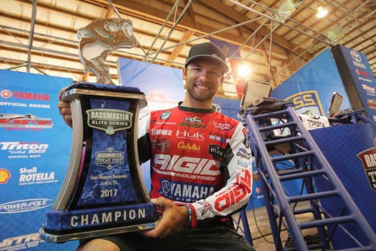 Palaniuk Finishes Strong At Toyota Bassmaster Texas Fest, Earns Automatic Classic Berth