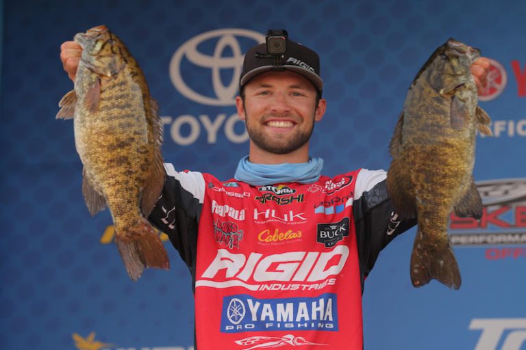 Palaniuk Remains On Top Of Season Points Race After First Round Of AOY Championship