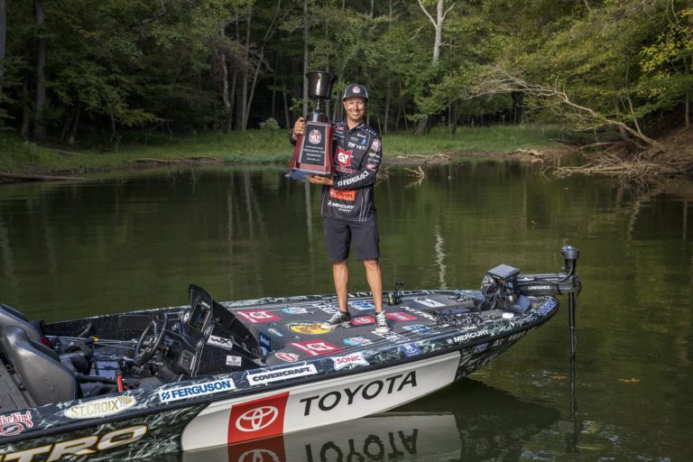 Brent Ehrler Wins 2022 Lucas Oil Challenge Cup in York County, S.C. on Outdoor Channel
