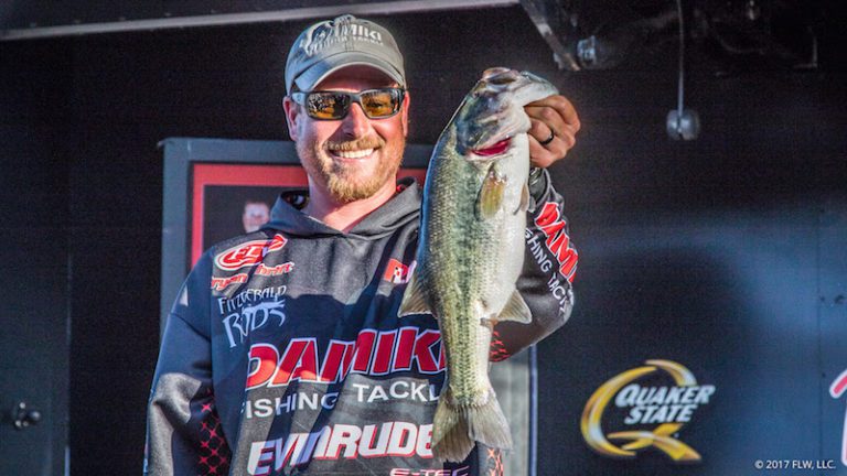 THRIFT RECLAIMS LEAD ON DAY THREE OF FLW TOUR ON LAKE TRAVIS PRESENTED BY QUAKER STATE
