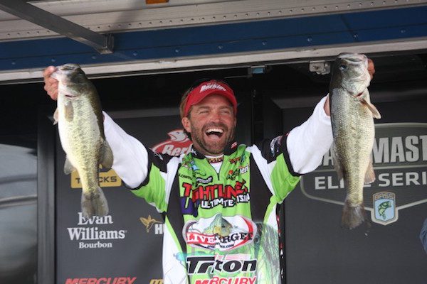 Set the Hook! with Pat Rose – Apr 18, 2015 Featuring – Byron Velvick,Marty “the Party” Robinson & the Nature boy Paul Lee