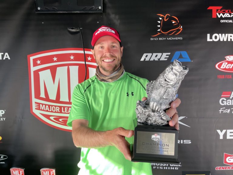 Branchland’s Davidson Wins Phoenix Bass Fishing League on Dale Hollow