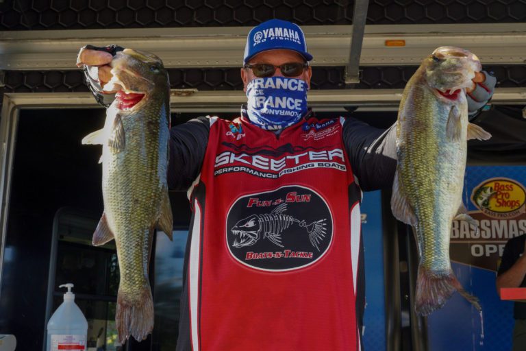 Bird Takes Slim Lead At Bassmaster Central Open On Neely Henry  