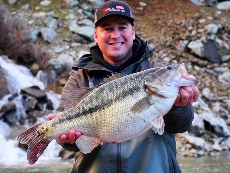 Set the Hook! with Pat Rose – Dec 31, 2016 Featuring FLW Touring Pro from Auburn, California Cody Meyer