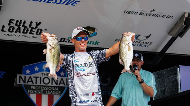 Ray Wrecks them on Day 1 of the NPFL on Pickwick