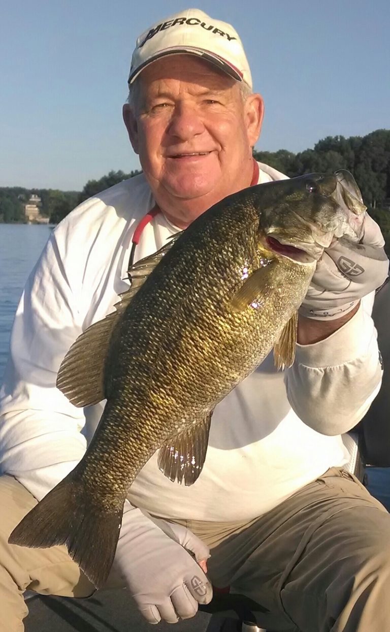 SMITH MOUNTAIN LAKE FISHING REPORT May 2017 By Captain DALE WILSON