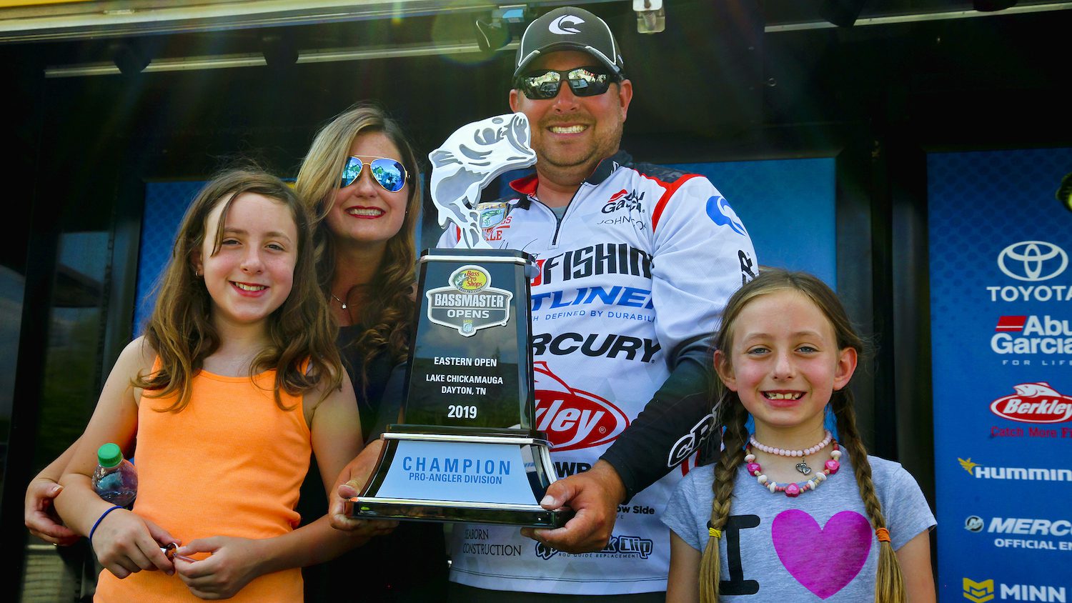 John Cox Cruises To Wire-To-Wire Win In Bassmaster Open On Chickamauga