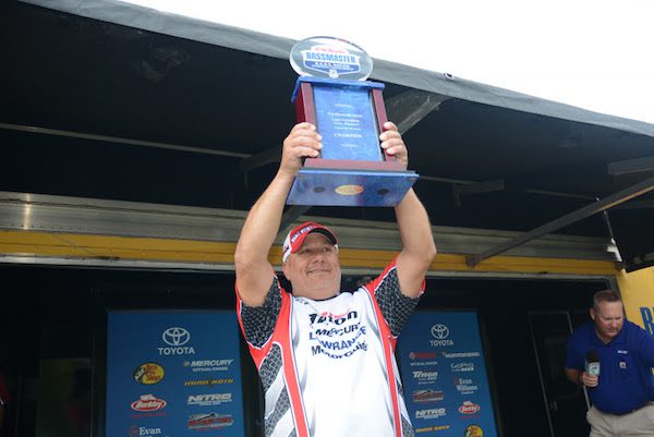 Wisconsin’s Adkins Wins Northern Divisonal On Lake Vermilion