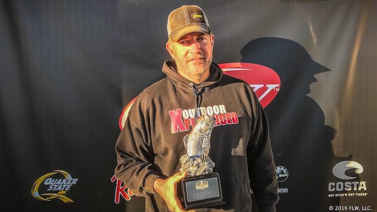 ROGERSVILLE’S HAMMOND WINS T-H MARINE FLW BASS FISHING LEAGUE OZARK DIVISION OPENER ON TABLE ROCK LAKE