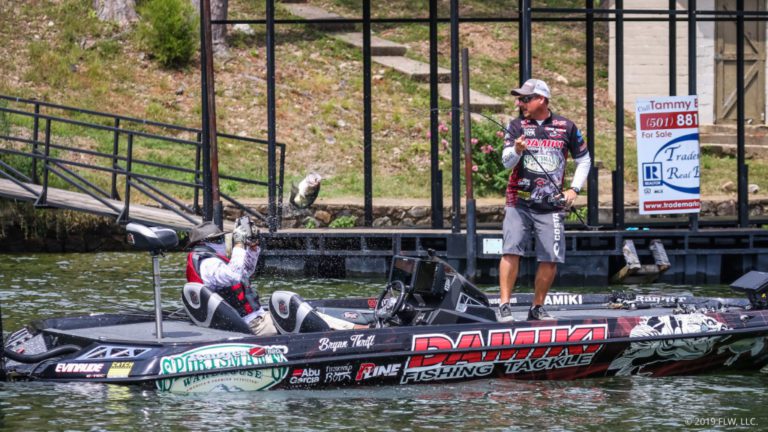 THRIFT EXTENDS LEAD AT DAY TWO OF PROFESSIONAL BASS FISHING’S FLW CUP