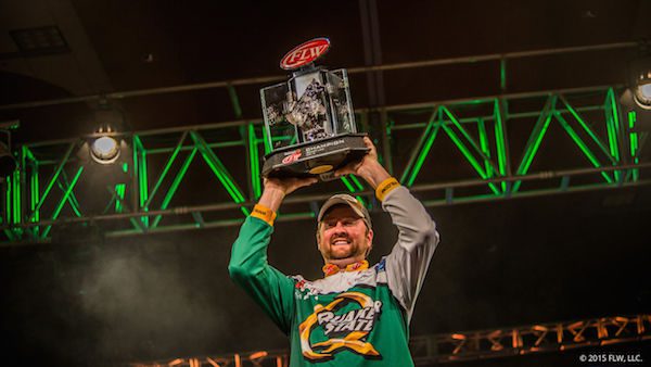 AREY WINS BACK-TO-BACK AT WALMART FLW TOUR ON BEAVER LAKE PRESENTED BY RAYOVAC