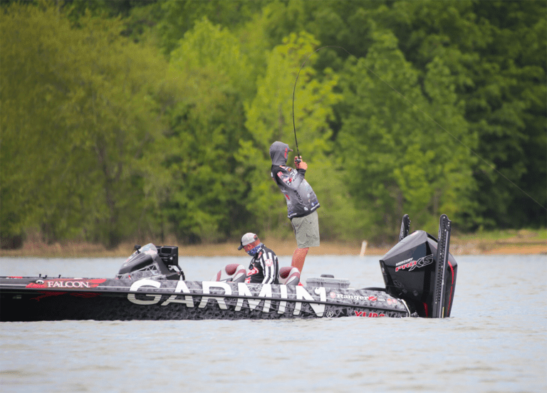 Christie Surges 25 Places up SCORETRACKER®, Advances to Knockout Round at Phoenix Boats Stage Five presented by Mercury