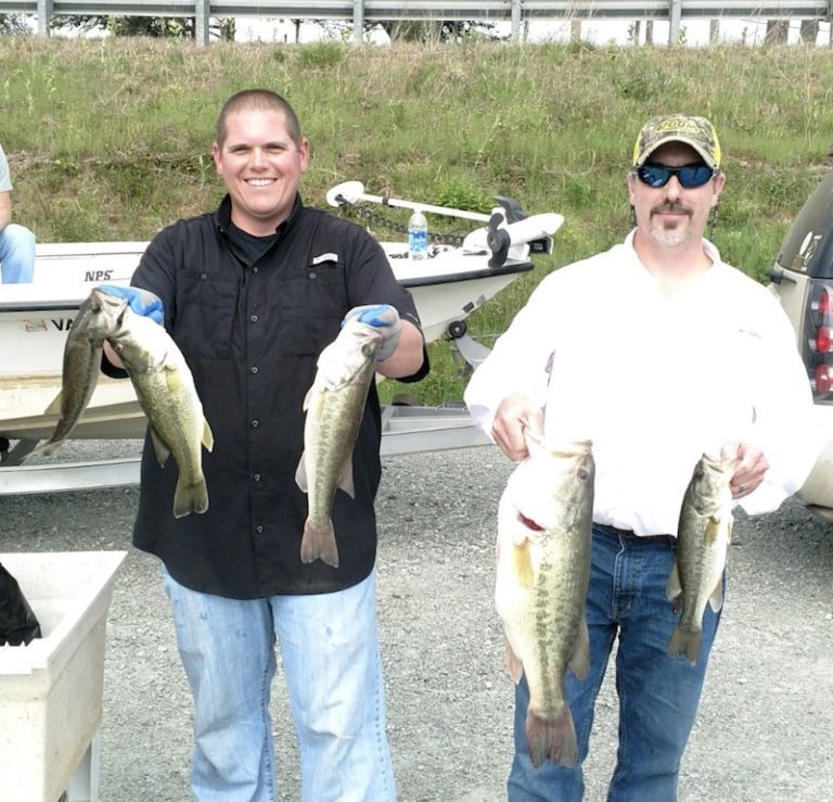Jacob Stephens  & Greg Lindsay Win HillCity Bassmasters Bannister River Event April 15,2017