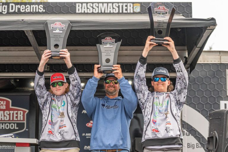 York And Smith Of Y&S Fishing Club Win Bassmaster High School Event At Norfork