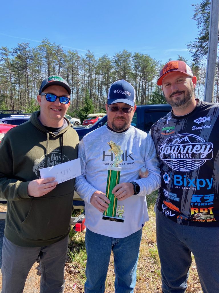 Robert Clements Wins the Bass Cast Kayak Bass Series stop #1 on SML