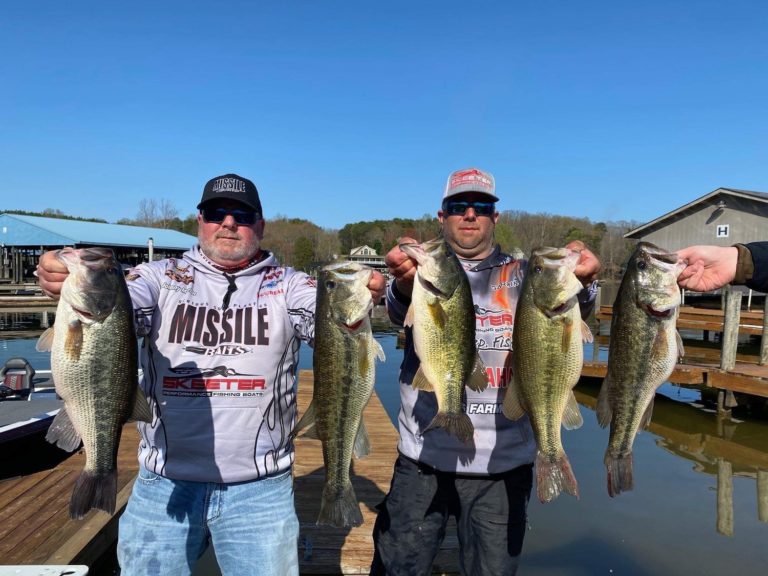 Q&A sessions: Ben Hudson brings us an exciting Q&A with one of the true hammers and premier guides of Smith Mountain Lake, Captain Chad Green!
