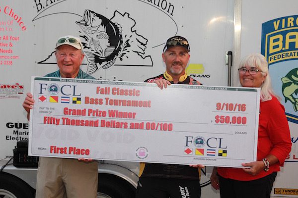 Tracy & David Adams Win Friends of Claytor Lake September 10,2016
