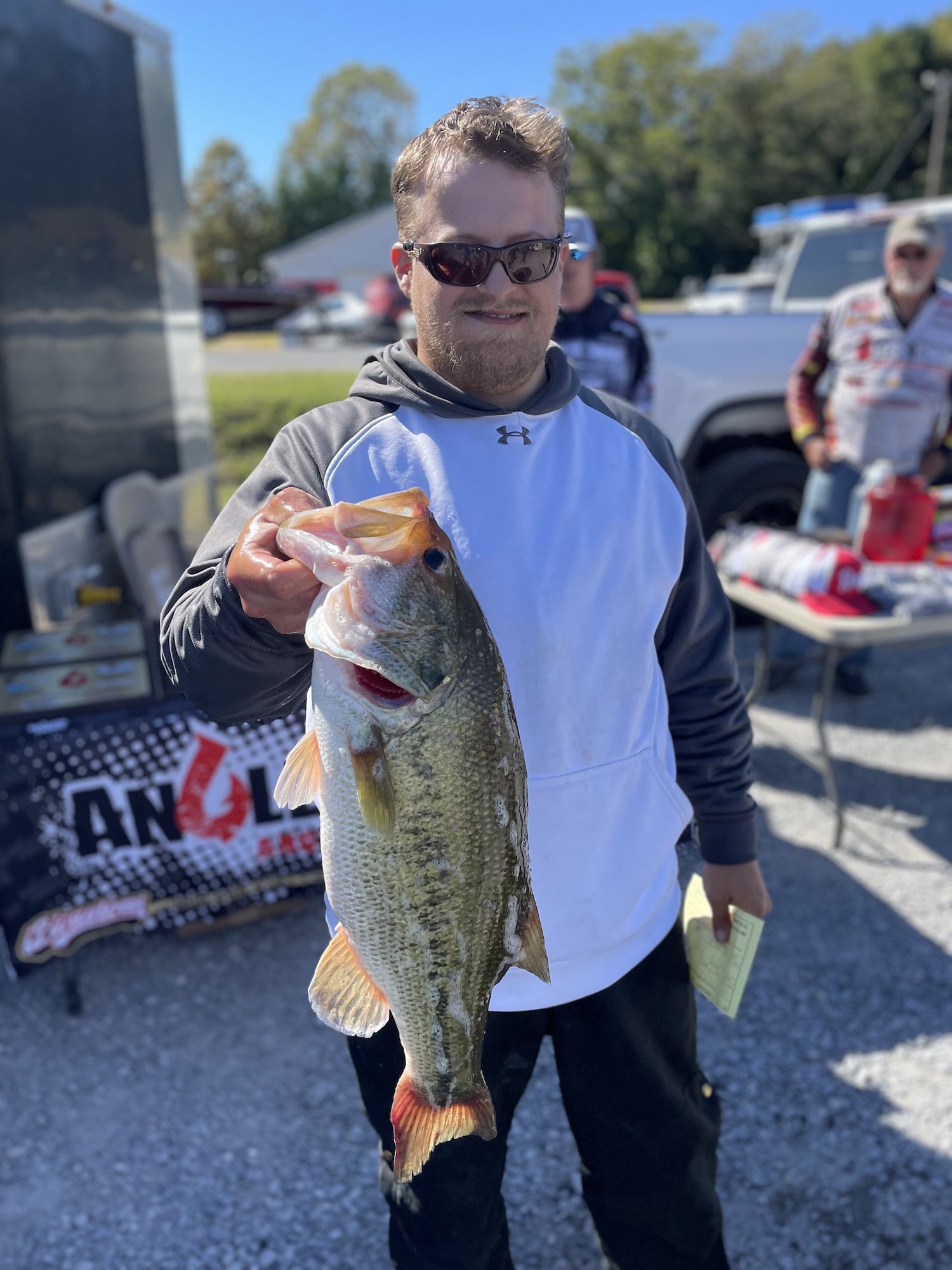 Aaron Scott Talks Day 2 6.43lb  LM Lunker at Anglers Choice SML Championship