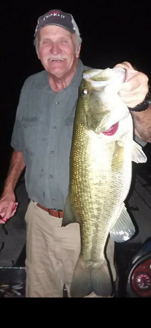 Smith Mountain Lake October 2021 Fishing Report by Captain Dale Wilson