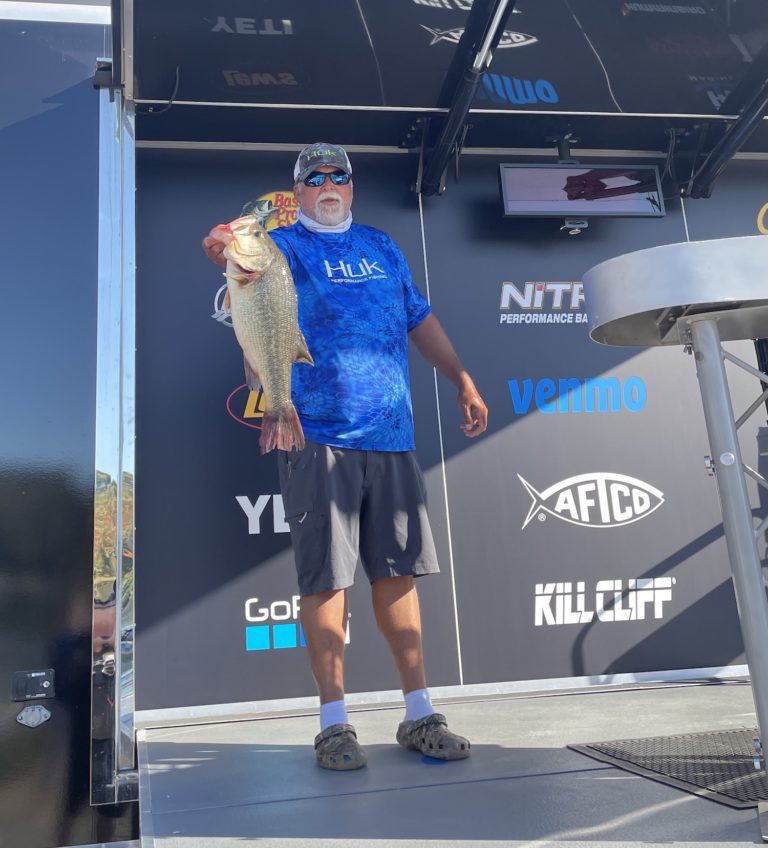 Randy Arthur leads Day 2 of the Big Bass Tour on Smith Mountain Lake Oct 24,2020