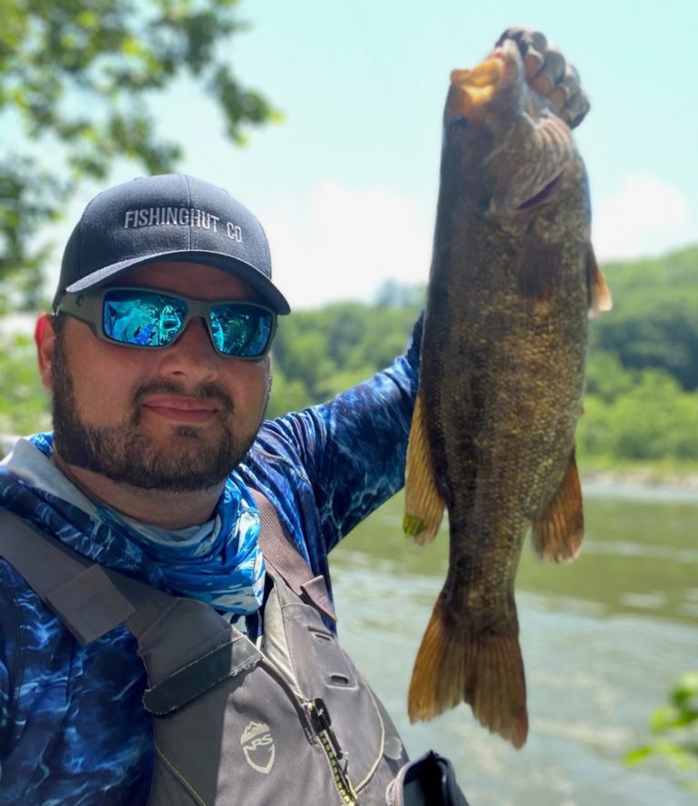 Troy Wines Wins Bass Cast Kayak Month Long with 100.00″