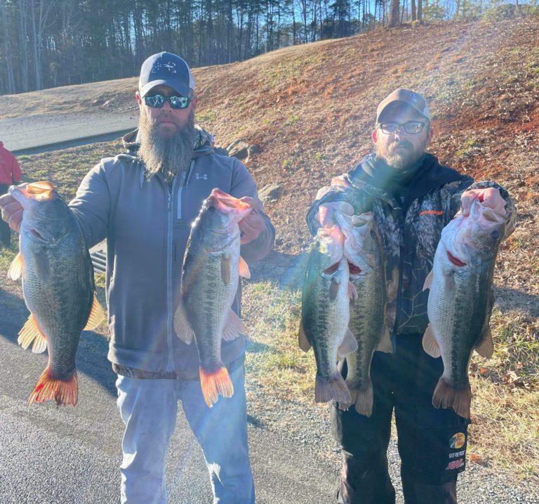 Greg Chesnut & Brian Harlow Win ClaytorMafia on Smith Mountain Lake