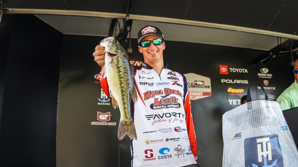 The Journey continues for Grae Buck at Stop #2 of the FLW Series on Lake Martin