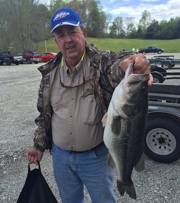 Jeff & Gary Brantley Win HillCity Bassmasters event on Mill Creek April 23,2016
